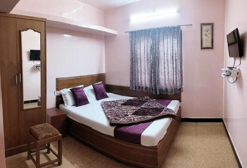 호텔 Snr Cottage & Rooms