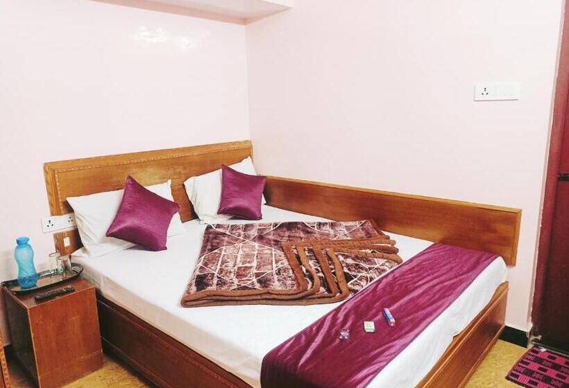 هتل Snr Cottage & Rooms