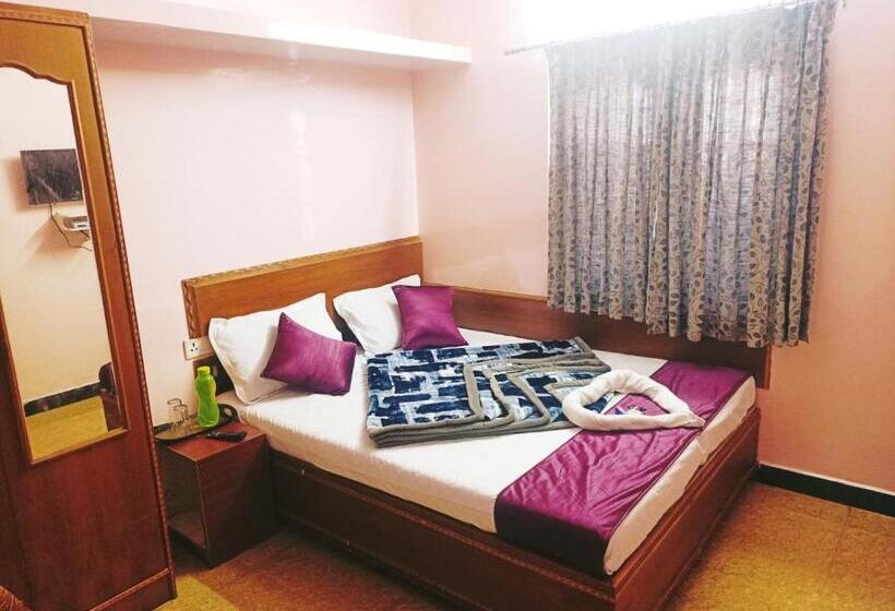 호텔 Snr Cottage & Rooms