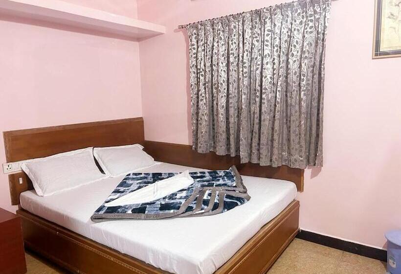 호텔 Snr Cottage & Rooms