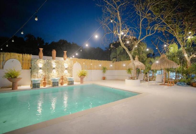 호텔 Villa Soledad Garden Resort