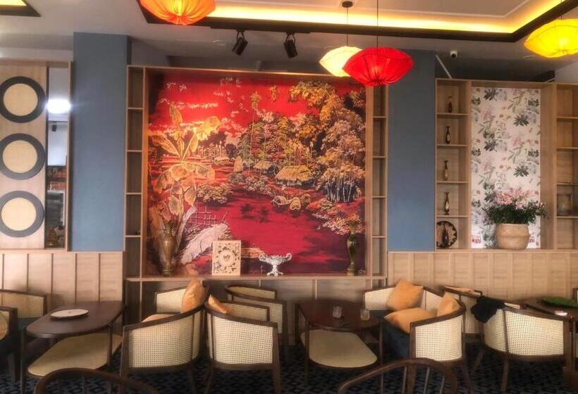 Khách Sạn The One Hotel 1