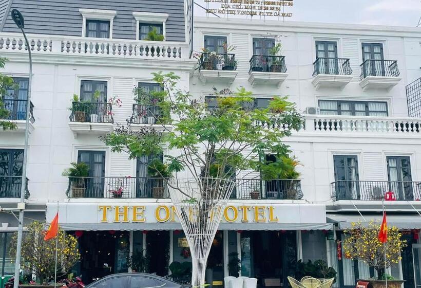 Khách Sạn The One Hotel 1