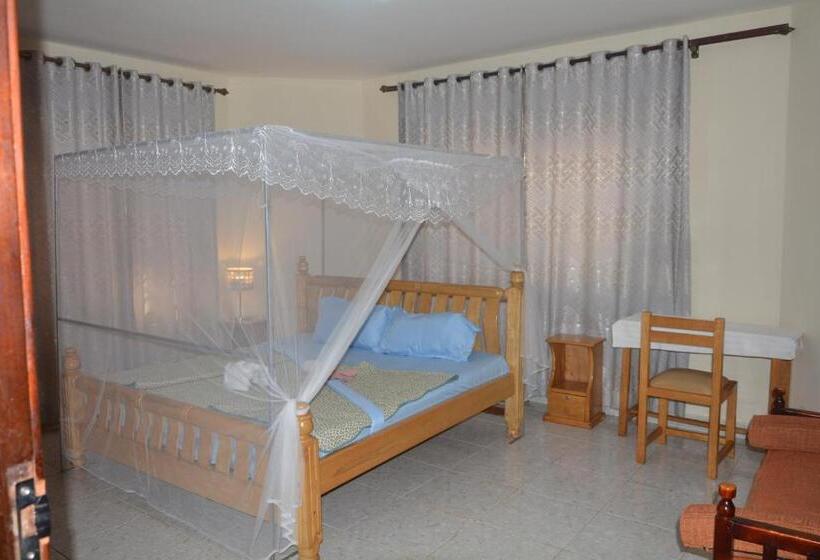 Lakeshore Bed And Breakfast