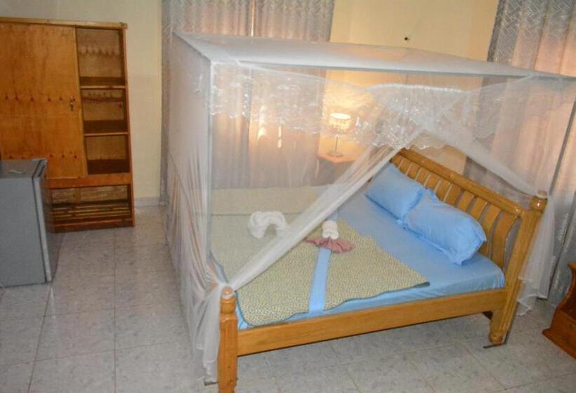 Lakeshore Bed And Breakfast