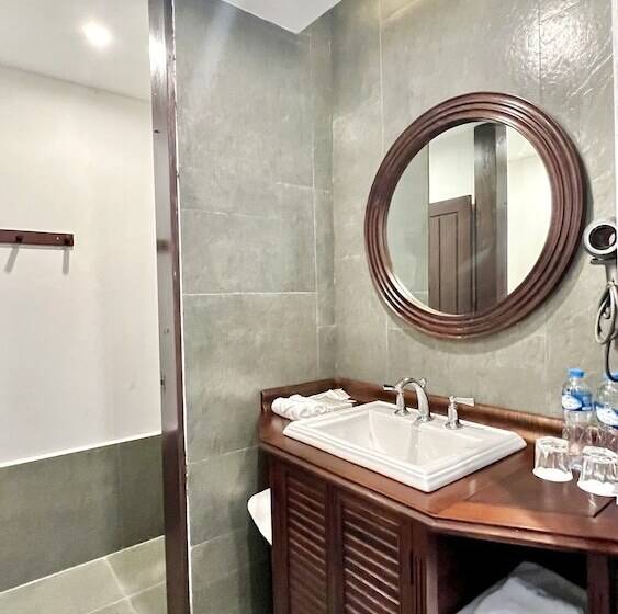 Manyo Hotel And Resort