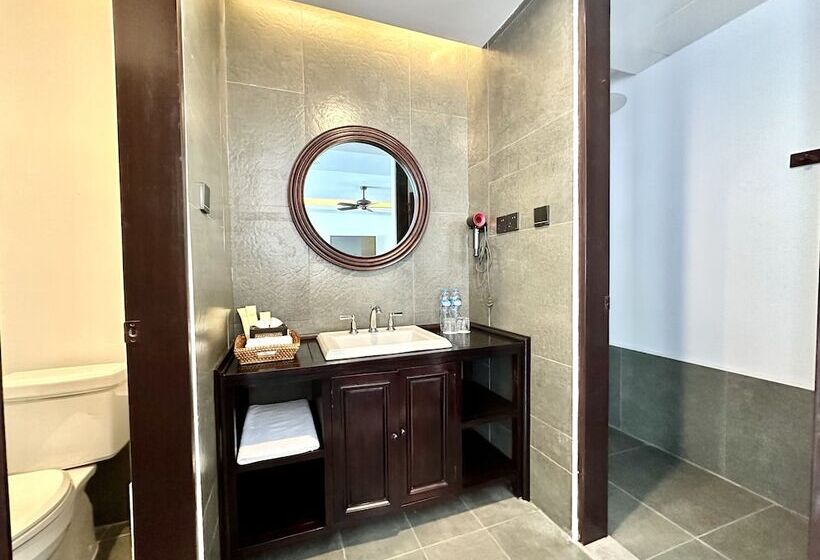 Manyo Hotel And Resort