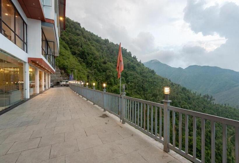 Mv Acosta By Lawrence Hotels