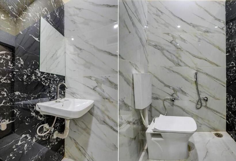 Oyo Hotel Madhuram Residency