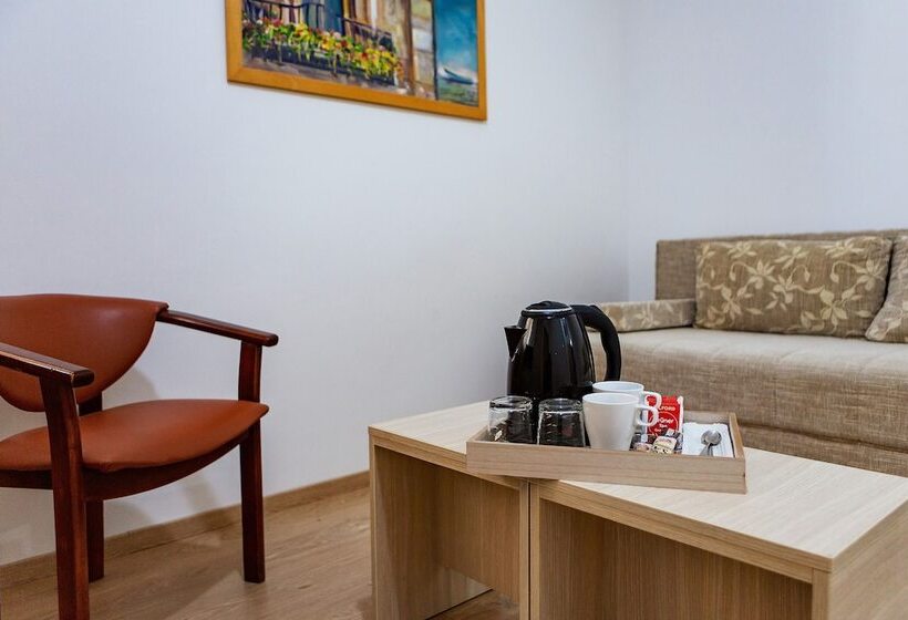 پانسیون Villa Vanty