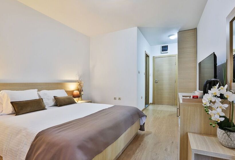 پانسیون Villa Vanty