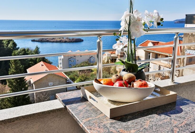 پانسیون Villa Vanty