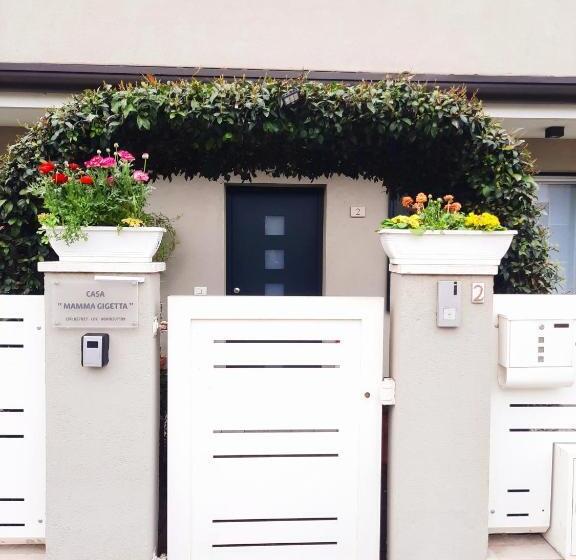 بنسيون New Bedrooms Mamma Gigetta