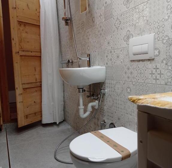 פנסיון Pedibosco Orange