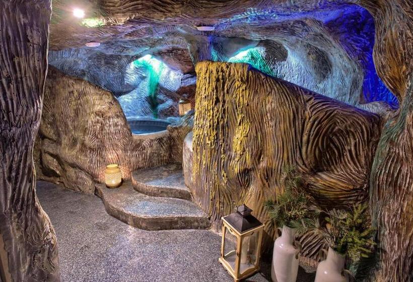 פנסיון Penzión Zbojnícky Halaš