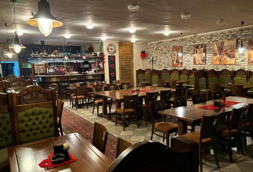 ペンション Penzión Zoo Pod Hrešnou