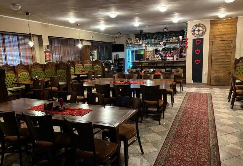 ペンション Penzión Zoo Pod Hrešnou