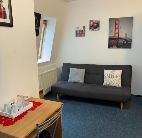 بنسيون Penzión Zoo Pod Hrešnou