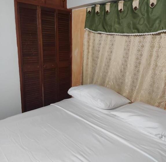 פנסיון Puerto Playero Y El Mar De Los 7 Colores