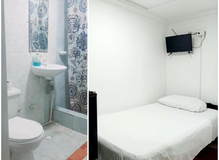 פנסיון Puerto Playero Y El Mar De Los 7 Colores