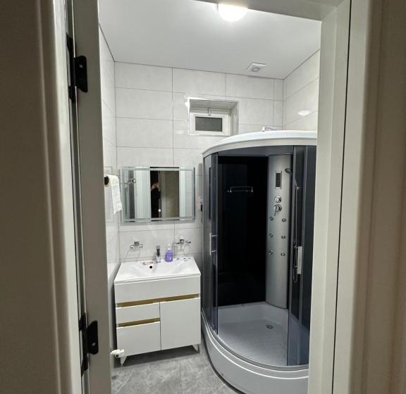 פנסיון Rishtan Guest House Rishton