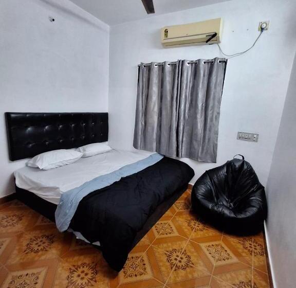 Пансион Salt Life Beach Resort Private Villa For Group Stay