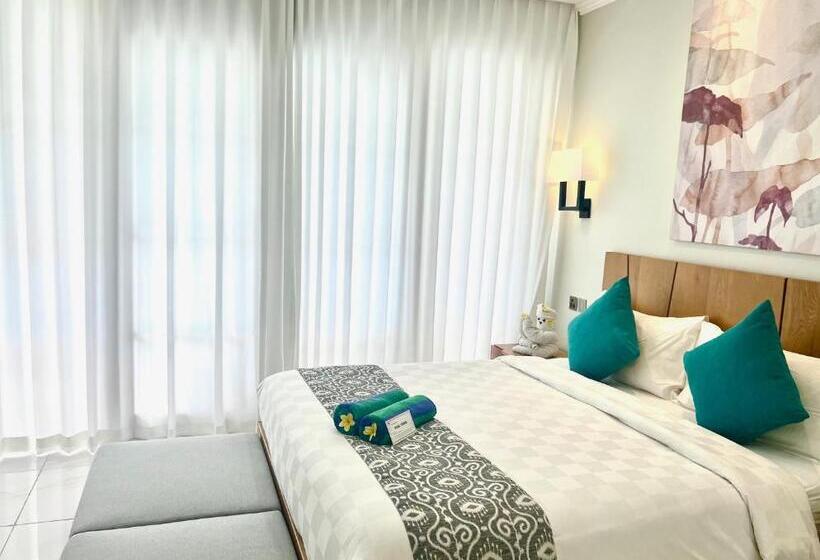 The Bay Sunflower Apartment