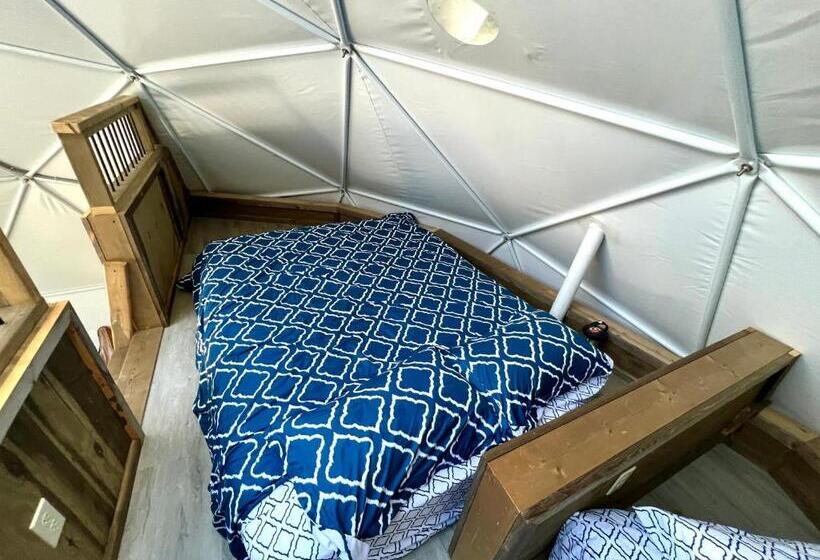 Triple G’s Resort   Geodome 9