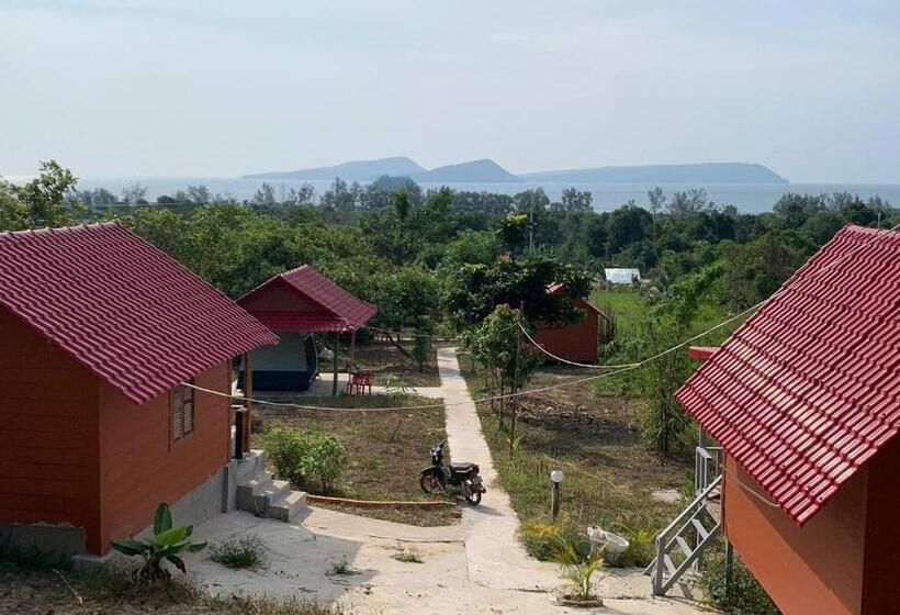 فندق صغير Maloop Cafe Bungalow