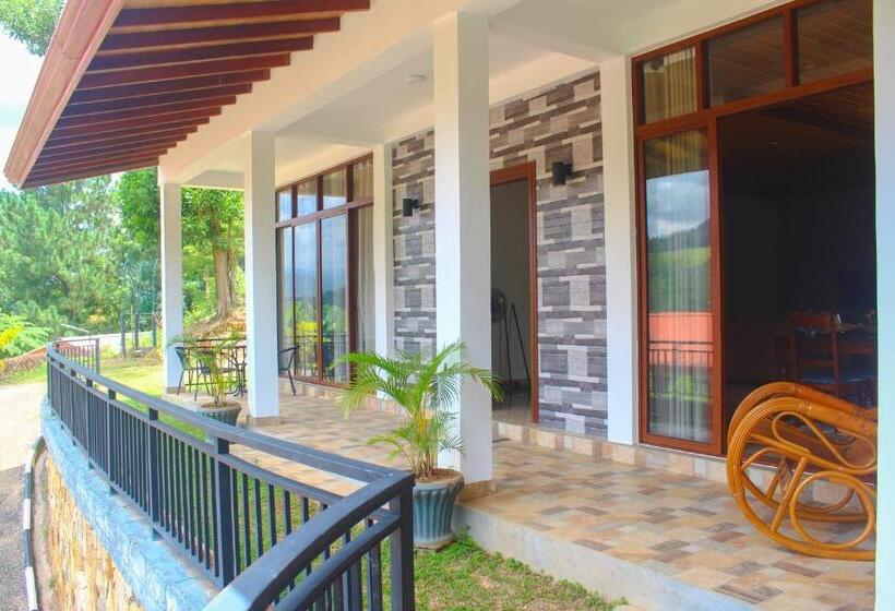 Bed and Breakfast Camellia Rise