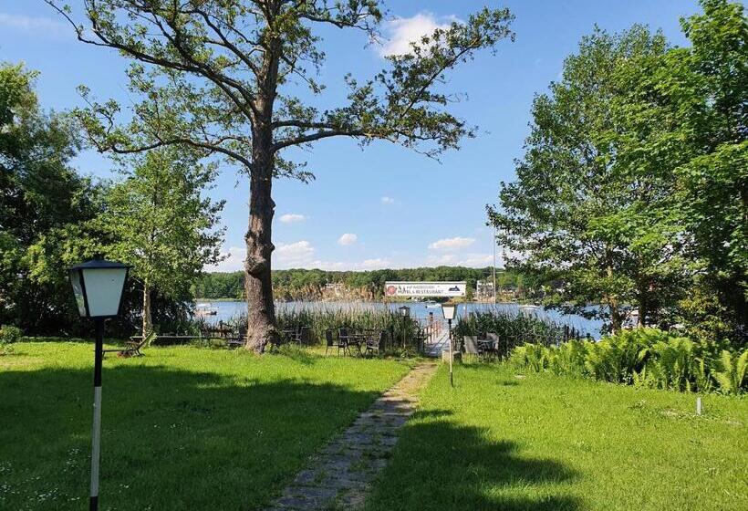Businesshotel Am Peetzsee Grünheide