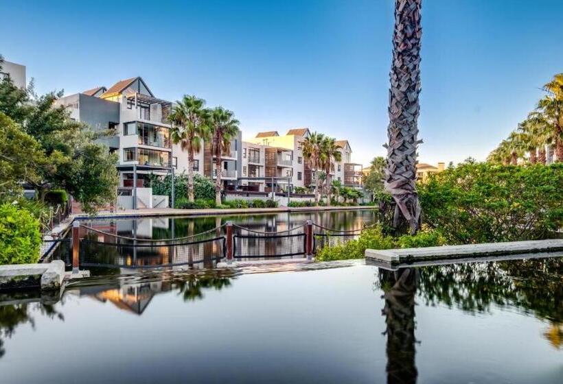 Canalside Tranquility