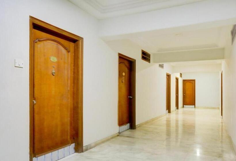 Collection O Hotel Khalsa Palace