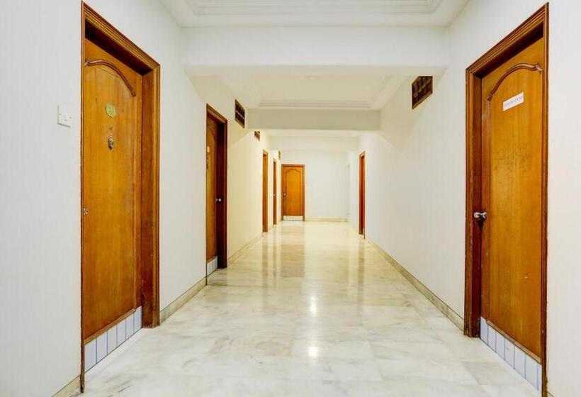 Collection O Hotel Khalsa Palace