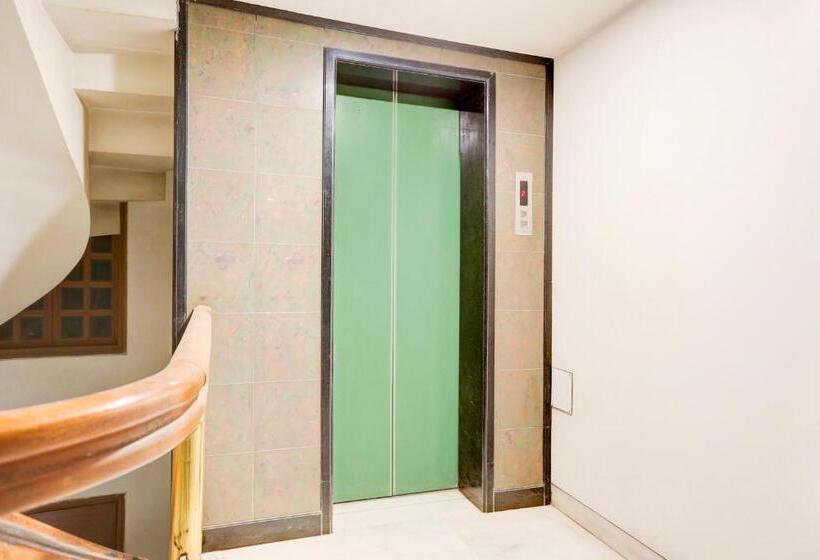 Collection O Hotel Khalsa Palace