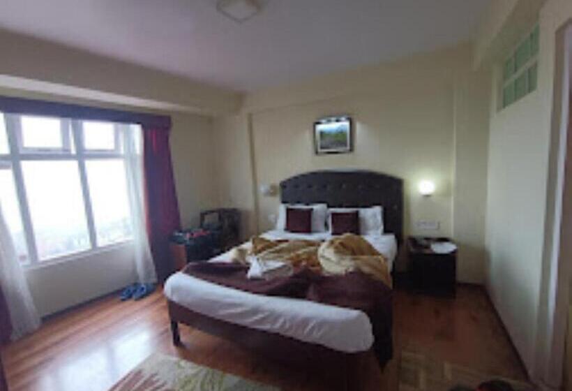 Darjeeling Hotel Sandrup , Darjeeling