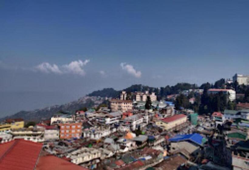 Darjeeling Hotel Sandrup , Darjeeling