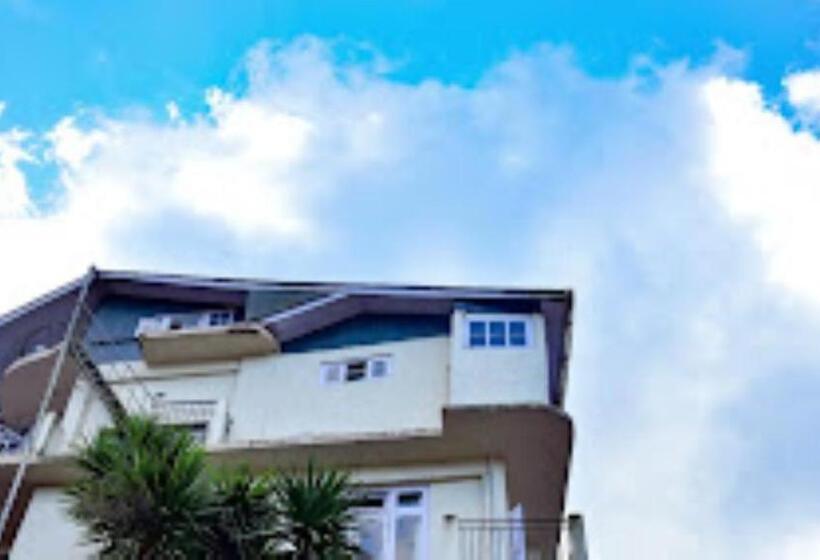 Darjeeling Hotel Summer Palace , Darjeeling