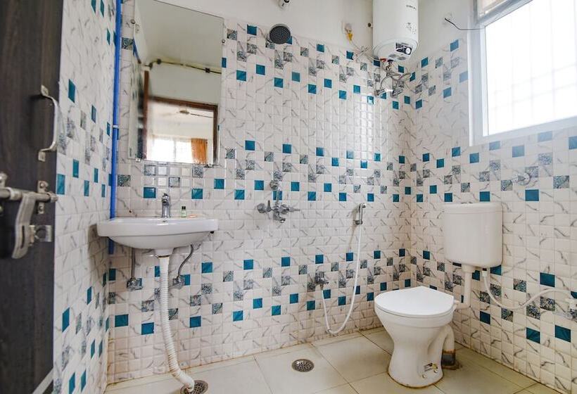 Fabhotel Buddha Sunrise