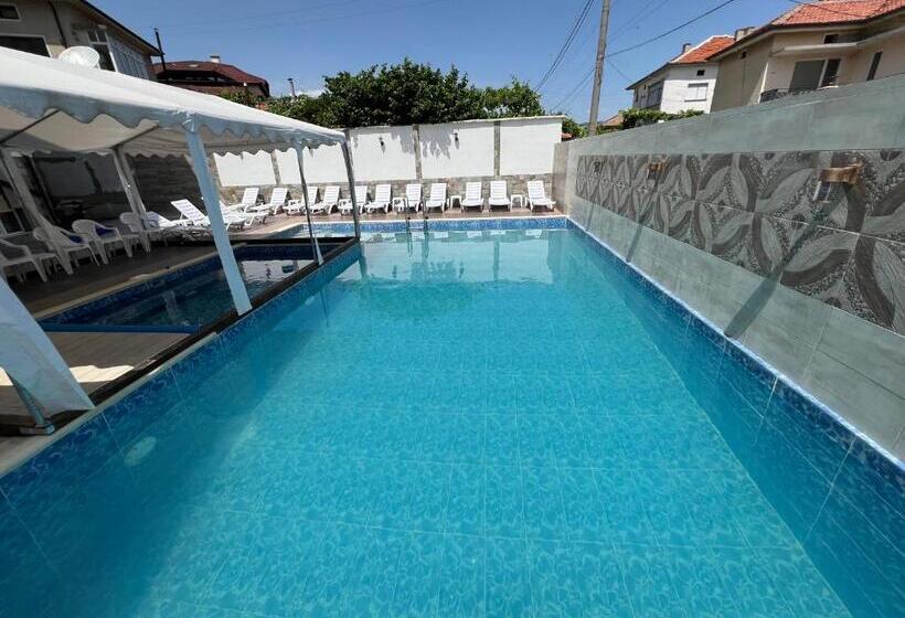 ホテル бонита хотел спа