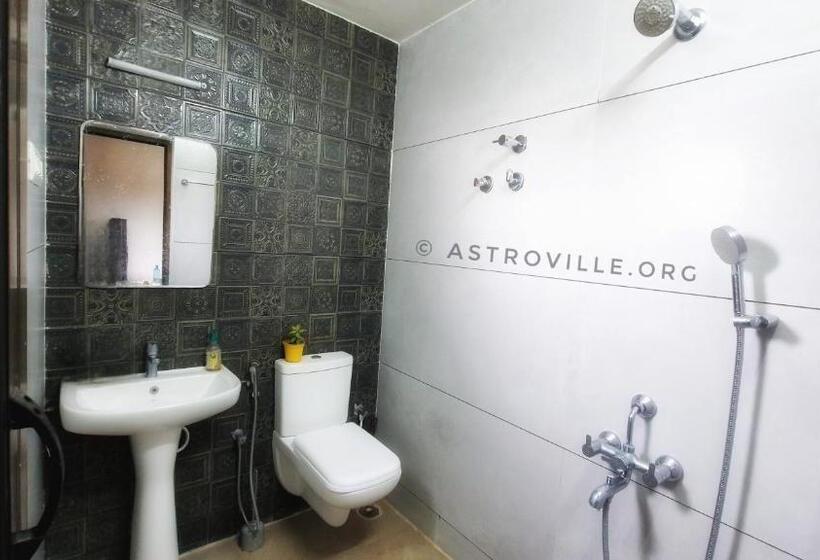 Отель Astroville, Begur