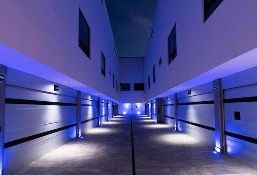 בית מלון כפרי Hell Blue