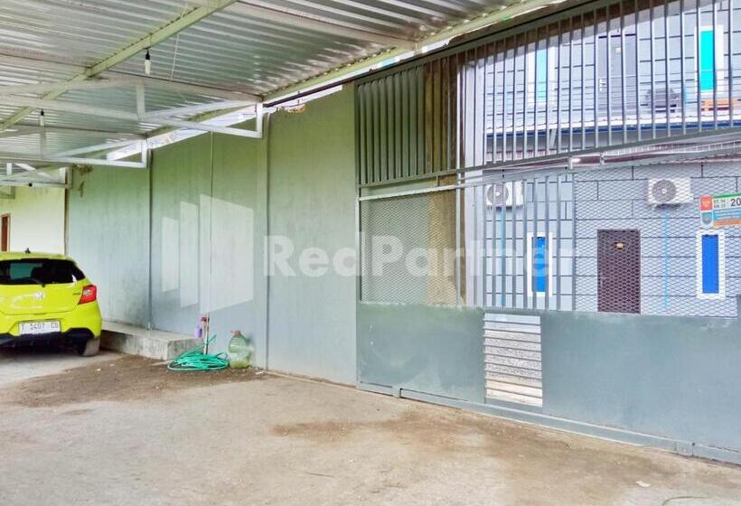 Отель Cerry Village Near Rs Mitra Siaga Tegal Redpartner