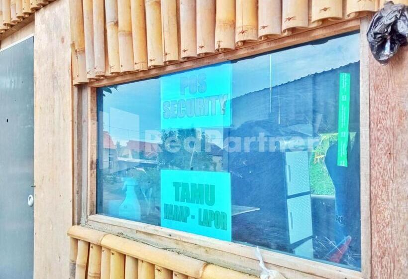 Отель Cerry Village Near Rs Mitra Siaga Tegal Redpartner