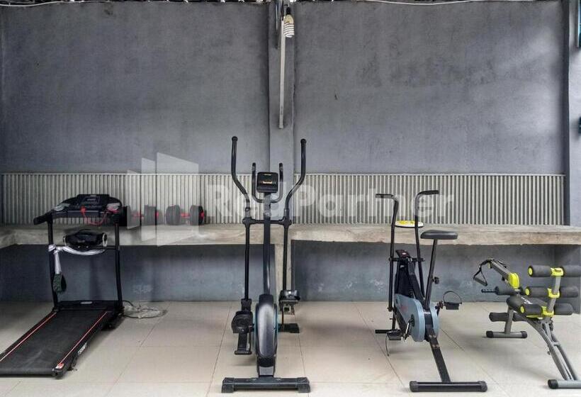 Отель Cerry Village Near Rs Mitra Siaga Tegal Redpartner