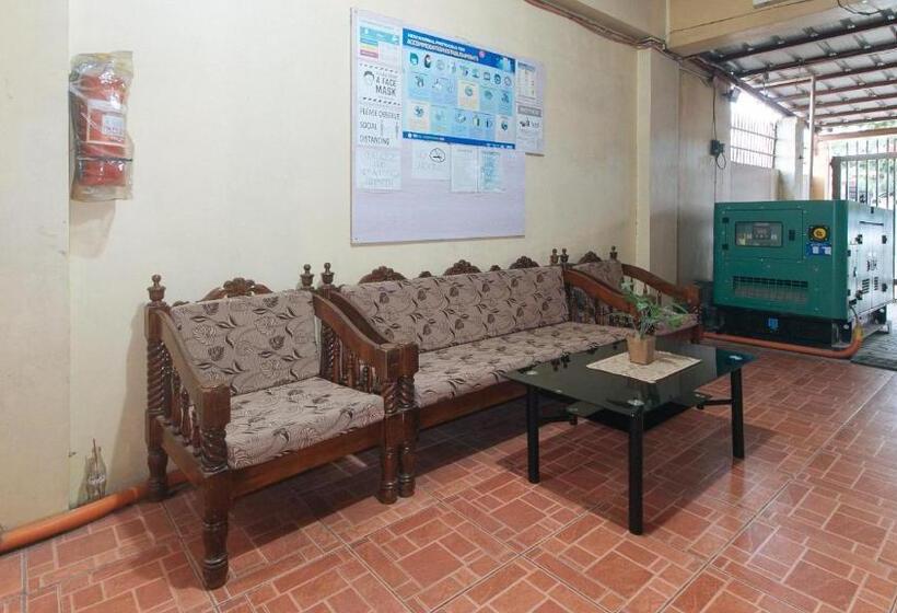 فندق Cm Apartelle Iloilo International Airport By Reddoorz