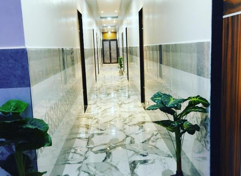 בית מלון כפרי Devkamal