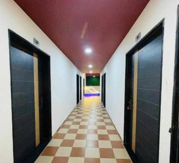 בית מלון כפרי Good Luck