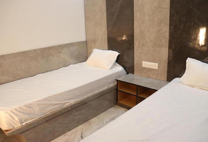 فندق Green Valley Seas And Resorts