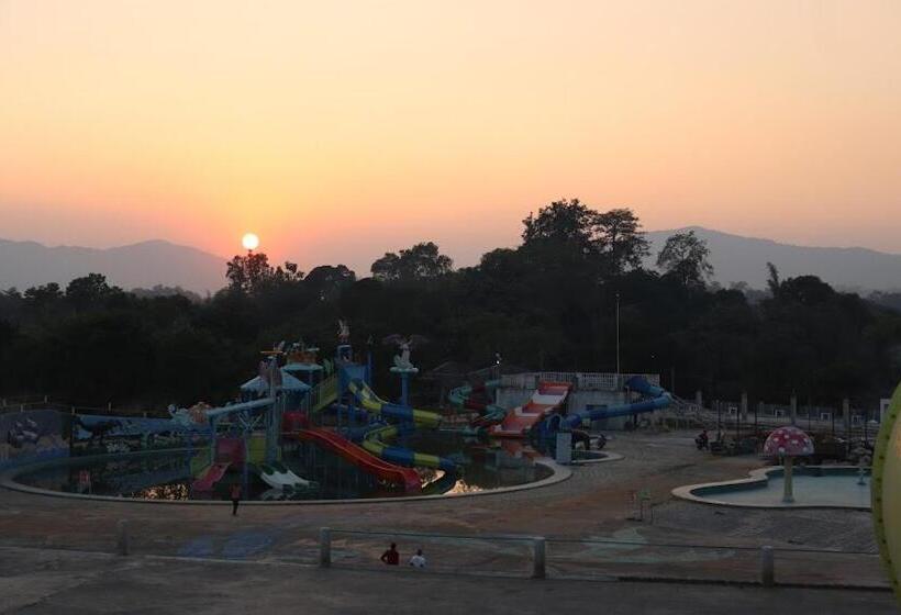 فندق Green Valley Seas And Resorts